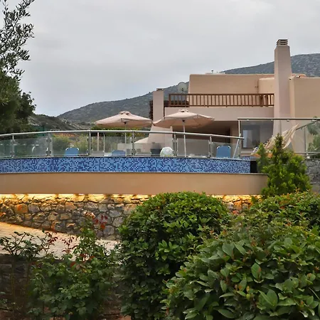 Casa de hóspedes Ida 2*